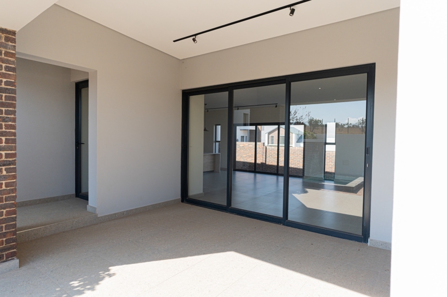 To Let 3 Bedroom Property for Rent in Helderzicht Eco Estate North West